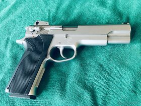 Smith&Wesson 10mm Auto - 5