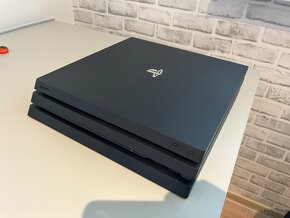 Sony Playstation 4 Pro CUH-7216B Jet Black edícia FIFA21 - 5