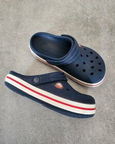 Šľapky Crocs J3 - 5