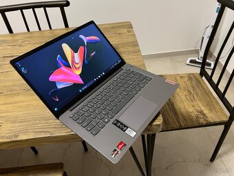 15"/Lenovo/Notebook/Ryzen 3/4GB RAM/128GB NVMe SSD/AMD Rad - 5