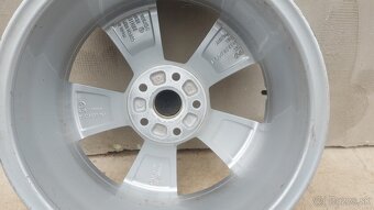 Originálne disky 5x112 17" ŠKODA SUPERB III (Triton) - 5