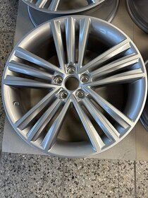 Originál alu Škoda Scala / Kamiq Sirius r18 5x100 - 5