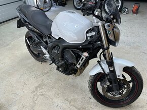 Yamaha FZ6 S2 - 5