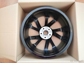 Vega Black 5x112 R18 7,5Jx18 ET51 Škoda Octavia 3 NOVÉ - 5