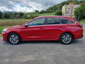 HYUNDAI I30 1.6CRDI 2019 - 5