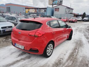 Kia Cee´d 1.6 GDi Gold - 5