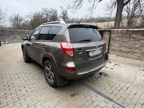 Toyota Rav 4 2.2 d-cat 2009 - 5