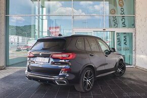 BMW X5 xDrive40i A/T - 5