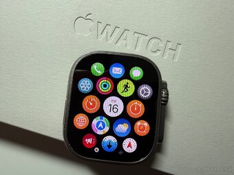 Apple Watch Ultra 49mm - Titanium - 5