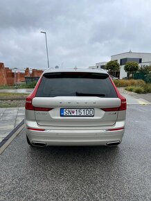 Volvo XC60 INSCRIPTION AWD - 5