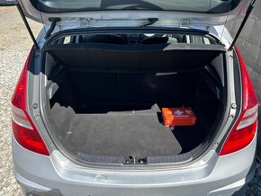 Hyundai i30/1.4 16V/Comfort - 5