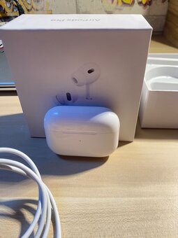 airpod pro2 - 5