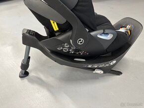 Cybex Cloud Z i-size s otočnou základnou - 5