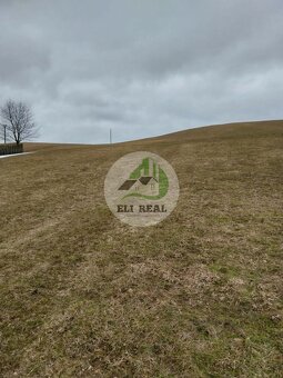 Veľký pozemok na stavbu RD 15km od Dolného Kubína. ID P003BD - 5