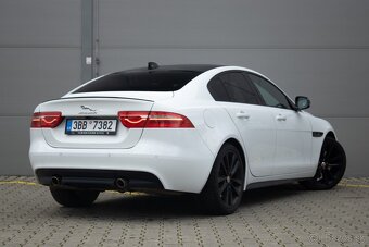 Jaguar XE 2.0T 147kw - Možný odpočet DPH - 5