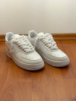 Nike Air Force 1 - Biele s bielymi šnúrkami - 5