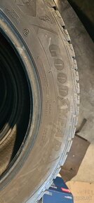 Pneumatiky 235 55 R18 Goodyear zimne - 5