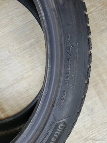 predam zimné pneumatiky Goodyear 245/40 R18 - 5