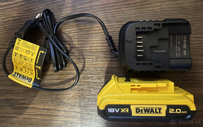 Predám Akumulátorový vŕtačka/skrutkovač DeWALT DCD777 D2T - 5