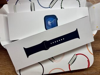 NOVÉ Apple Watch 9 45mm - 5