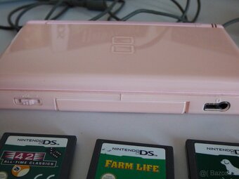 Nintendo DS Lite, nabíječka, stylus, hry, pouzdro - 5