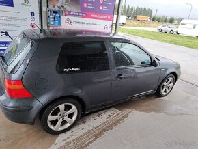 Golf IV 1.6 - 5