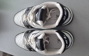 Louis Vuitton Trainer Sneaker (vel.10) - 5