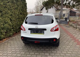 Nissan Qashqai 2,0i automat , Panorama benzín automat 104 kw - 5