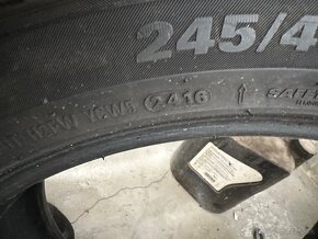 Zimne pneu kumho 245/45 r19 - 5