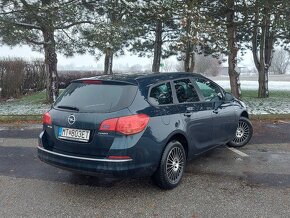 Opel Astra Sport Tourer Drive 1.4 benzín - 5