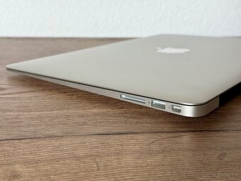 Apple MacBook Air 13 (2017) - 5