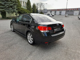 Subaru Legacy 2.5i CVT - 5