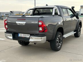 Toyota Hilux 2.8 Executive - 5