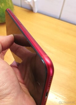 iPhone SE 2022 red 64GB 98% baterka max zachovalý - 5