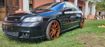 Opel astra coupe 2.0 turbo - 5