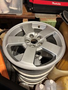 5x100 r16 - 5