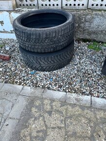 215/40r18 - 5