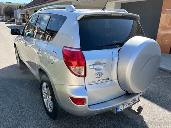 Toyota RAV 4 2,2D-4D 4✖️4=uzavierka 100kw - 5