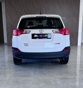 Toyota Rav4 2.0 D-4D 2015 - 5