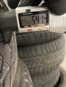 Predám Pirelli sottozero 3 245/50R19 cena za 4Ks - 5