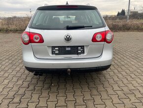 Volkswagen Passat 2.0 TDI Combi 125KW DSG - 5