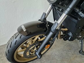 YAMAHA XSR 700 - 5