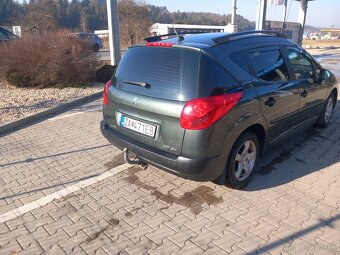 Peugeot 207   1.4 benzín 54kw 102000 km  - 5