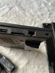 Lenovo ThinkPad X270 + dock station - 5