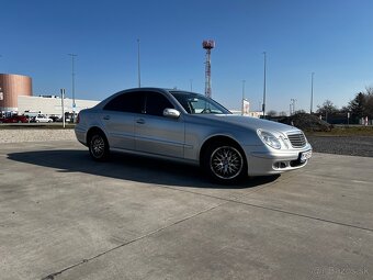 Mercedes-Benz E200 KOMPRESSOR - 5