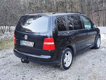 Volkswagen Touran - 5