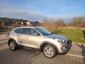 Hyundai Tucson - 5