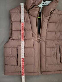 Tenká prešívaná vesta Zara-130cm (8-9 rokov) - 5