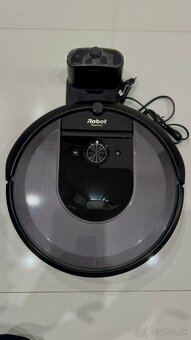 Robotický vysavač iRobot Roomba i7(7158) - 5