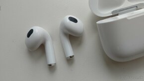 APPLE AIRPODS 3 BIELE - 5